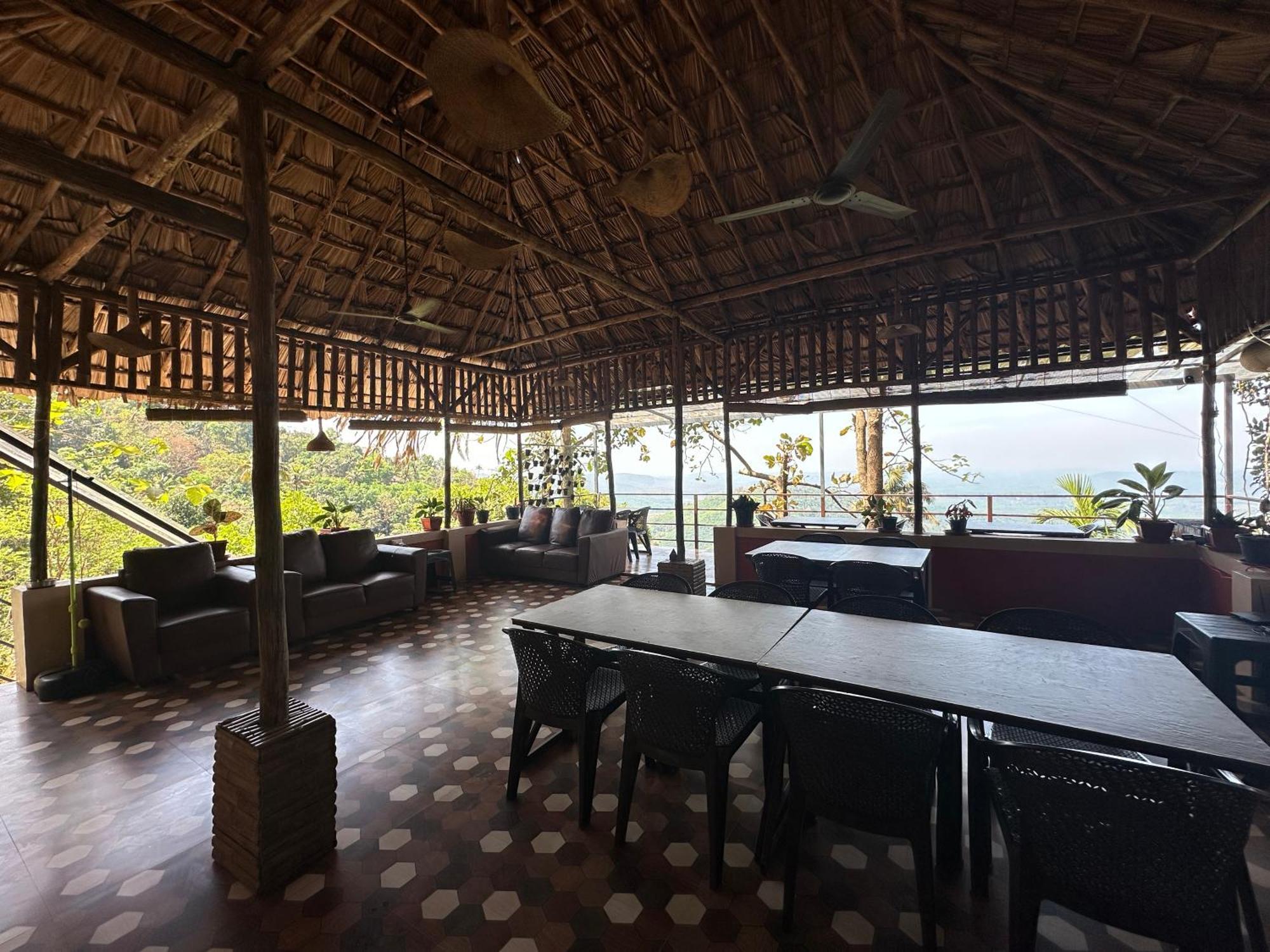 Sunset Valley Kerala Pool Resort - Serene Natural Forest Cottage Stay In Idukki With Sunrise & Sunset Panoramas, Natural Streams & Tranquil Summer Evenings Pīrmed 외부 사진