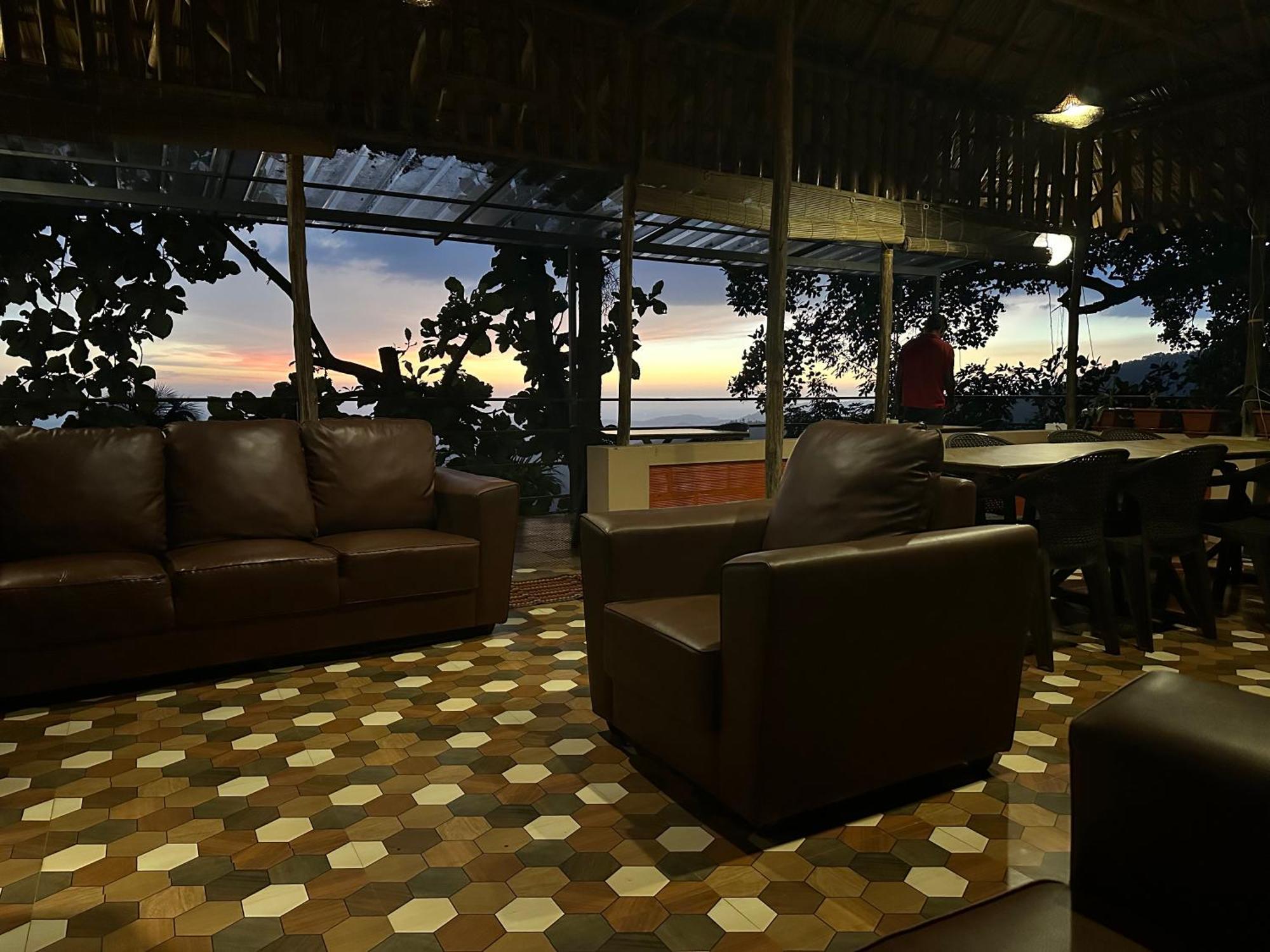 Sunset Valley Kerala Pool Resort - Serene Natural Forest Cottage Stay In Idukki With Sunrise & Sunset Panoramas, Natural Streams & Tranquil Summer Evenings Pīrmed 외부 사진