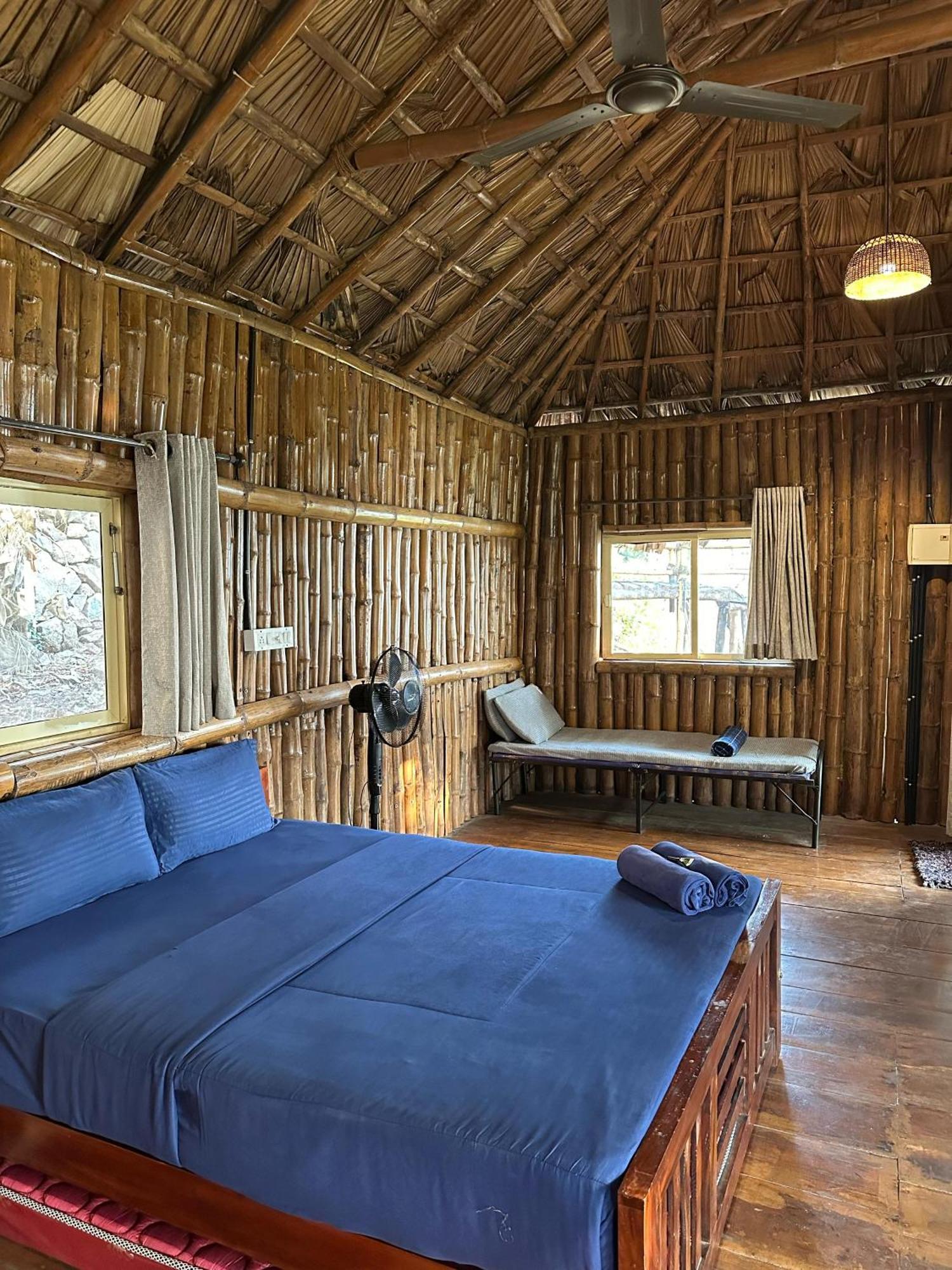 Sunset Valley Kerala Pool Resort - Serene Natural Forest Cottage Stay In Idukki With Sunrise & Sunset Panoramas, Natural Streams & Tranquil Summer Evenings Pīrmed 외부 사진