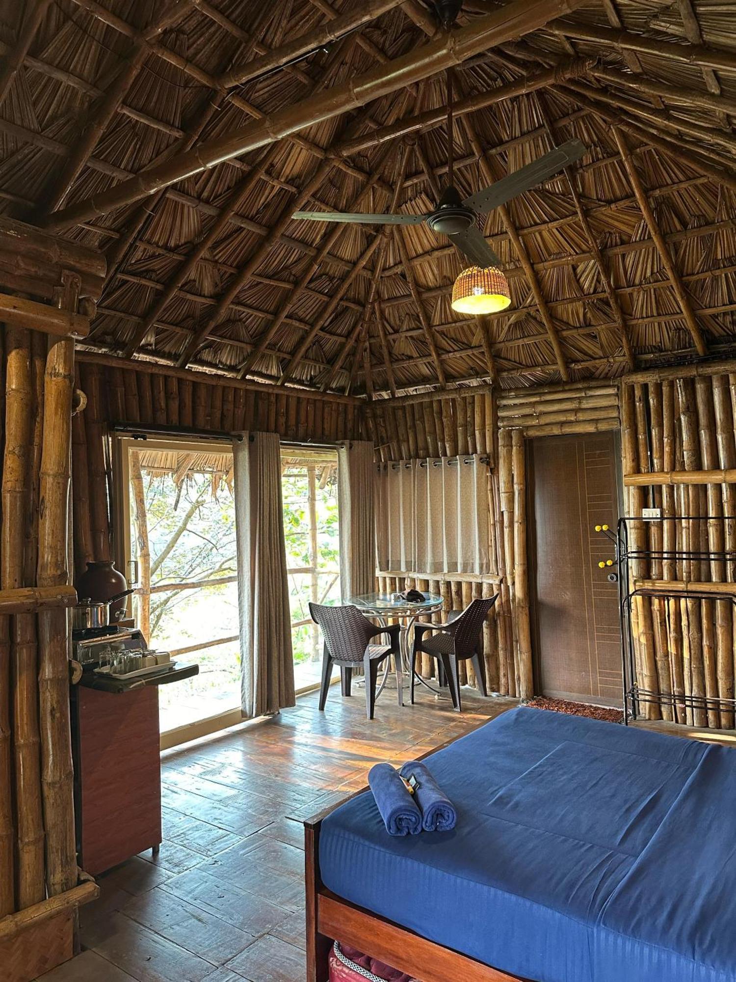 Sunset Valley Kerala Pool Resort - Serene Natural Forest Cottage Stay In Idukki With Sunrise & Sunset Panoramas, Natural Streams & Tranquil Summer Evenings Pīrmed 외부 사진